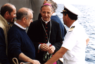 Il Vescovo di Chiavari con il Capitano di Vascello Venzi e Marco Bo presidente del Circolo Acli S.Sabina