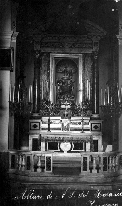 Parrocchiale di S.Sabina: l'altare di N.S. del Rosario