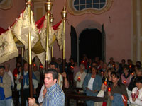 I fedeli raccolti nella cappella di S.Adriano