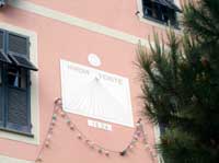 Graveglia: la meridiana vicino alla Prioria di Sant'Eufemiano
