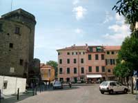 Piazza Castello a Varese Ligure