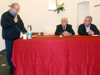 Il presidente del Circolo Acli, porge il benvenuto ai presenti