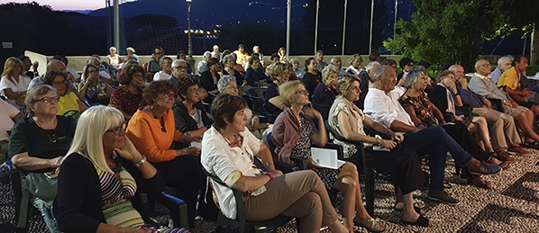 Presentazione del ciottolo 43