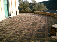 Il sagrato  datato 1853